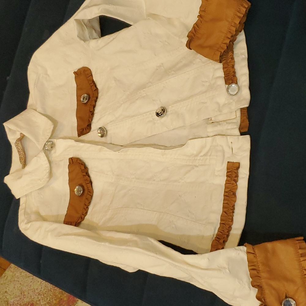 White 2 piece set . Skirt and jacket.  Size 10 girl